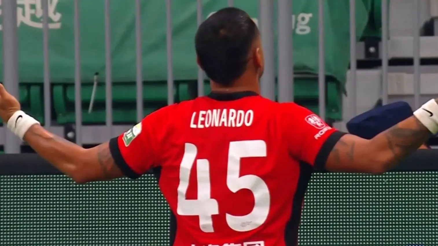 现大腿拉伤, src 现大腿拉伤, src